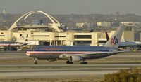 N319AA @ KLAX - Taxiing to gate at LAX - by Todd Royer