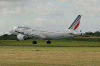 F-GKXG @ LFRB - Airbus A320-214, Landing rwy 25L, Brest-Guipavas Airport 5LFRB-BES) - by Yves-Q