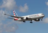 N382AN @ MIA - American in new colors 767-300 - by Florida Metal