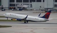 N390DA @ MIA - Delta 737-800 - by Florida Metal