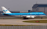 PH-BFD @ VHHH - KLM (Asia) Royal Dutch Airlines - by Wong C Lam