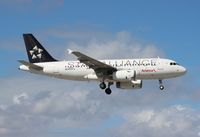 N524TA @ MIA - Avianca Star Alliance A319 - by Florida Metal
