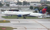N550NW @ FLL - Delta 757-200 - by Florida Metal
