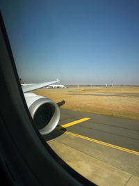 VH-VKB @ YMML - Taxiing to the runway - by Micha Lueck