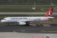 TC-JPJ @ EDDL - Turkish Airlines - by Air-Micha