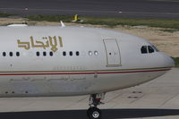 A6-AFC @ EDDL - Etihad Airways - by Air-Micha