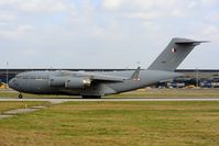 A7-MAC @ LOWW - Qatar Air Force C17 - by Dietmar Schreiber - VAP