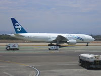 ZK-OKB @ KLAX - Air New Zealand. 777-219ER. ZK-OKB cn 34376 537. Los Angeles - International (LAX KLAX). Image © Brian McBride. 14 July 2007 - by Brian McBride