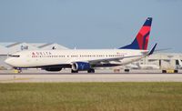 N802DN @ MIA - Delta 737-900 - by Florida Metal