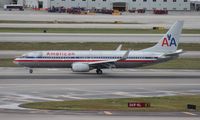N841NN @ MIA - American 737-800 - by Florida Metal