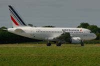 F-GUGH @ LFRB - Airbus A318-111, Taxiing to holding point rwy 25L, Brest-Guipavas Airport (LFRB-BES) - by Yves-Q