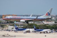 N877NN @ MIA - American 737-800 - by Florida Metal