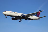 N124DE @ KSEA - Delta Airlines. 767-332. N124DE cn 23438 189. Seattle Tacoma - International (SEA KSEA). Image © Brian McBride. 19 September 2013 - by Brian McBride