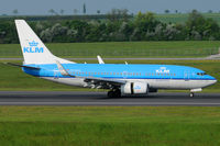 PH-BGG @ VIE - KLM - by Chris Jilli
