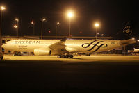 HZ-AQL @ LFBO - Ready for delivery... in Skyteam c/s - by Shunn311
