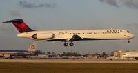 N905DE @ MIA - Delta MD-88 - by Florida Metal