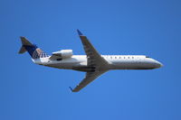N915SW @ KSEA - United Express (SkyWest Airlines). Canadair CL-600-2B19 Regional Jet CRJ-200LR. N915SW cn 7615. Seattle Tacoma - International (SEA KSEA). Image © Brian McBride. 30 March 2013 - by Brian McBride