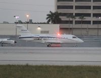 N926SS @ MIA - Challenger 604 - by Florida Metal