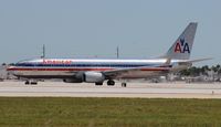 N932AN @ MIA - American 737-800 - by Florida Metal