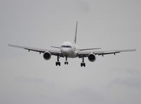N942FD @ LAL - Fed Ex 757 flyby at Sun N Fun - by Florida Metal
