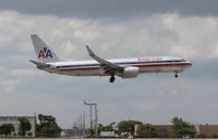 N973AN @ MIA - American 737-800 - by Florida Metal