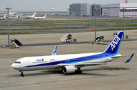 JA624A @ RJTT - JAL's New B767 WL - by JPC