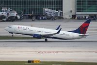 N3735D @ MIA - Delta 737-800 - by Florida Metal