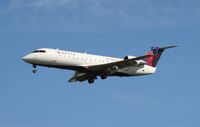N8972E @ DTW - Delta Connection CRJ-200 - by Florida Metal