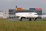 D-AIRH @ LOWL - Lufthansa - by Martin Nimmervoll