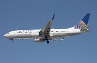 N26208 @ TPA - United 737-800 - by Florida Metal