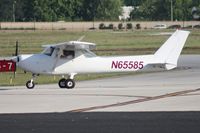 N65585 @ ORL - Cessna 152 - by Florida Metal