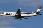 SP-LII @ VIE - LOT - Polish Airlines - by Joker767