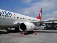 TC-JHF @ LTBA - Turkish Airlines Boeing 737 boarding for VIE - by Andreas Ranner