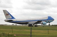 82-8000 @ EGSS - President Obama departing - by John Coates