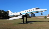 N6NF @ 71J - Lear 25 on a post - by Florida Metal