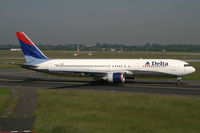 N394DL @ EDDL - Boeing 767 Delta Air Lines - by Triple777