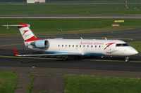 OE-LCJ @ EDDL - Canadair RJ-200LR Austrian Arrows - by Triple777