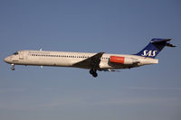 SE-DIF @ EBBR - MD87 SAS - by Triple777