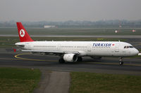 TC-JME @ EDDL - Airbus 321 Turkish Airlines