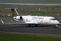 D-ACRJ @ EDDL - Canadair RJ-200ER Lufthansa Regional - by Triple777