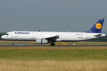 D-AIRP @ VIE - Lufthansa - by Chris Jilli
