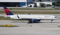 N551NW @ FLL - Delta 757-200 - by Florida Metal