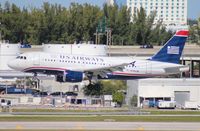 N746UW @ FLL - US Airways A319 - by Florida Metal