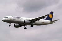 D-AIQB @ EGLL - Airbus A320-211 [0200] (Lufthansa) Heathrow~G 31/08/2006. On finals 27L. - by Ray Barber