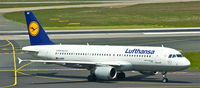 D-AIQT @ EDDL - Lufthansa, is here shortly after landing at Düsseldorf Int'l(EDDL) - by A. Gendorf