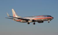 N870NN @ MIA - American 737-800 - by Florida Metal