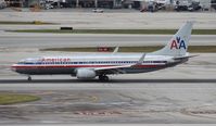 N913AN @ MIA - American 737-800 - by Florida Metal