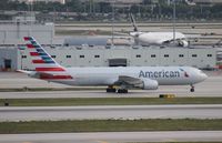 N7375A @ MIA - American 767-300 - by Florida Metal