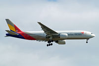 HL7755 @ EGLL - Boeing 777-28EER [30861] (Asiana Airlines) Home~G 14/07/2014. On approach 27L. - by Ray Barber