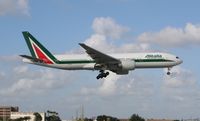 EI-DBL @ MIA - Alitalia 777-200 - by Florida Metal